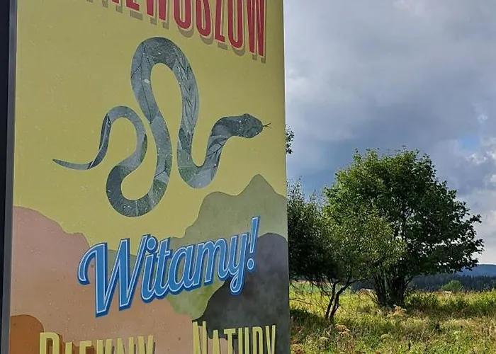 Zarembianka Chalet Gniewoszow (Lower Silesia)