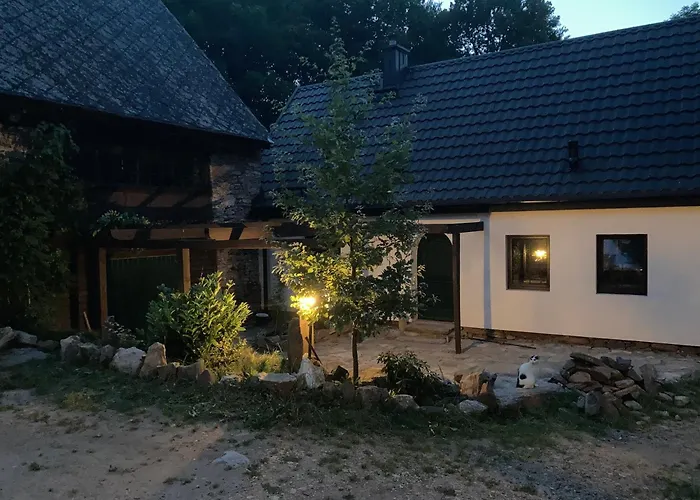 Zarembianka Chalet Gniewoszow (Lower Silesia)